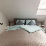 Luiza's Apartmán *